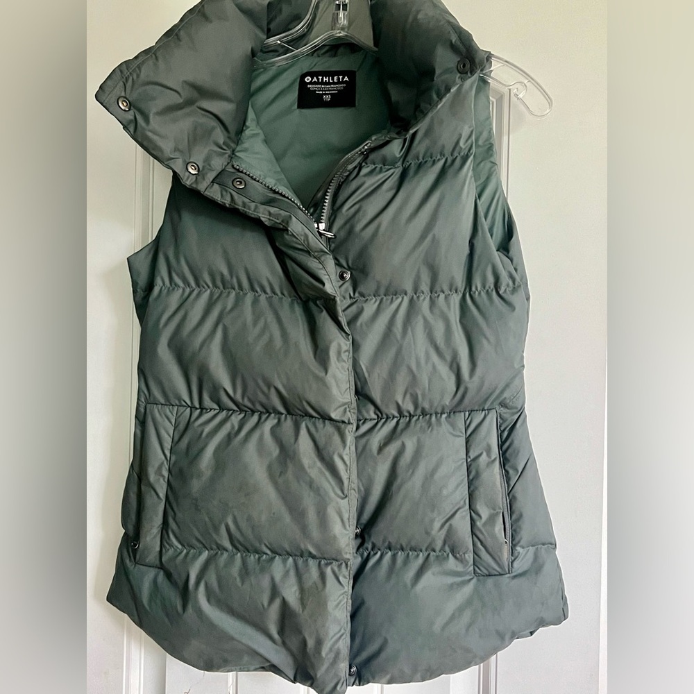 Athleta puffer vest NWOT green women’s XXS XS
